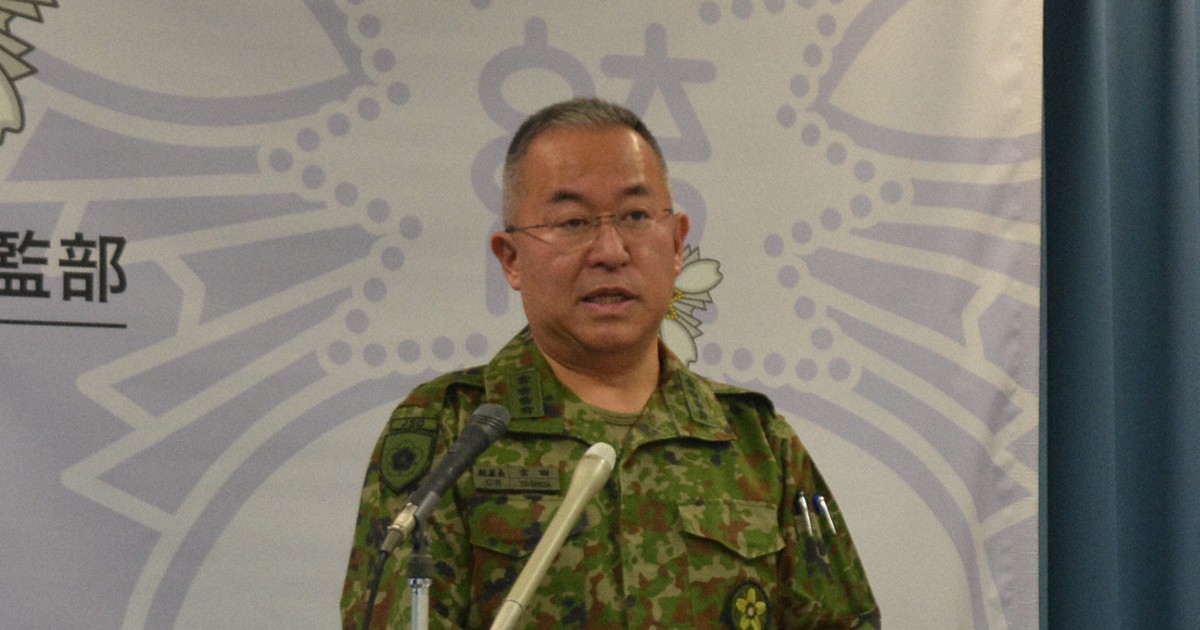 自衛隊制服組トップ、統合幕僚長が公務復帰 約1カ月ぶり | 毎日新聞