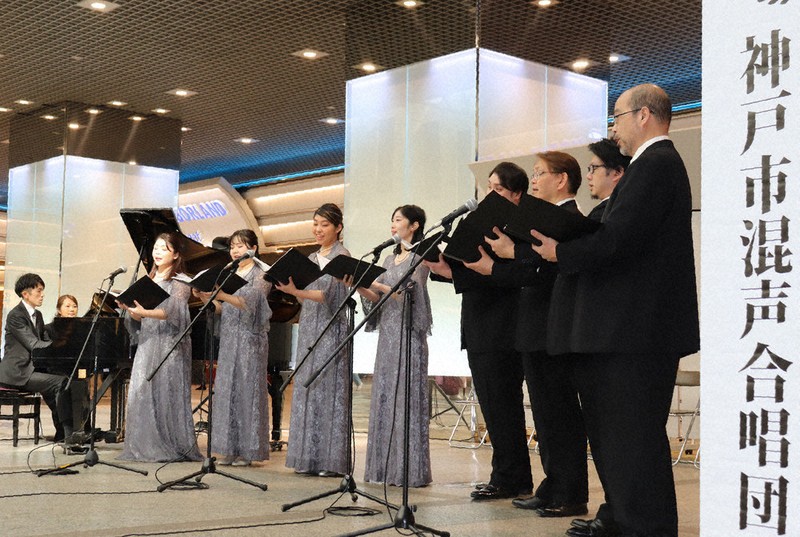 東日本大震災13年 神戸から希望の灯り600個「ともに」追悼 | 毎日新聞
