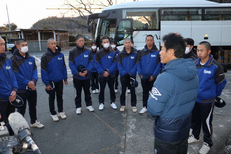 春風を待つ－センバツ・宇治山田商：憧れの舞台へ、胸躍らせ