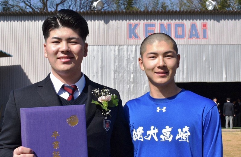 健大高崎・エース左腕の兄 米国留学の前に「弟の雄姿を」 センバツ