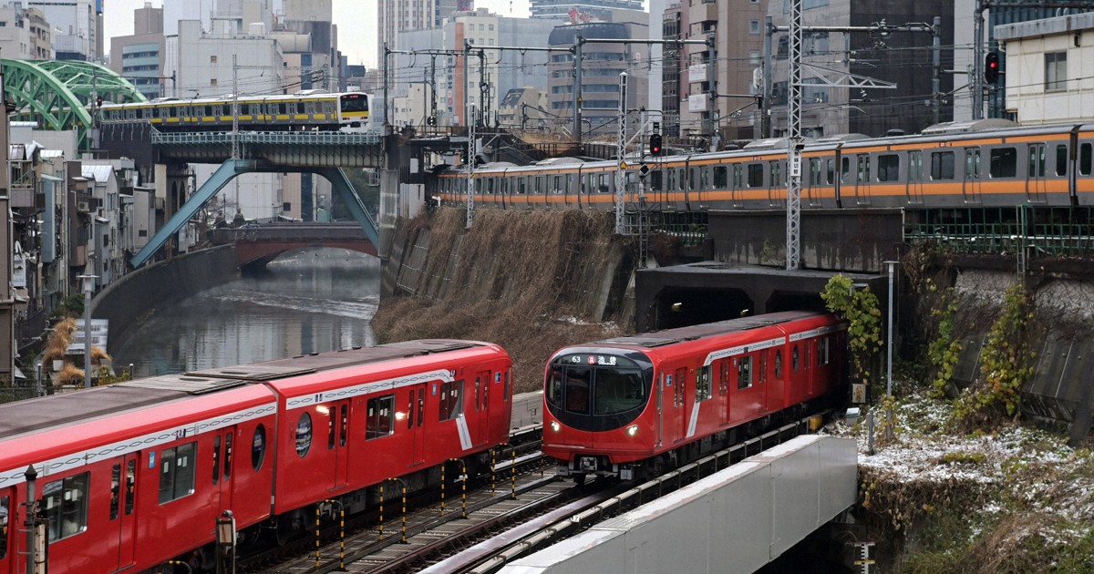鉄道ファンがお茶の水の聖橋に集まる理由は「シャッターチャンス