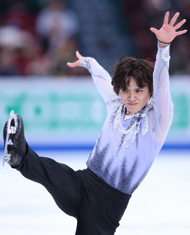 男子SPで演技する宇野昌磨＝カナダ・モントリオールで2024年3月21日、猪飼健史撮影