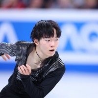 男子SPで演技する鍵山優真＝カナダ・モントリオールで2024年3月21日、猪飼健史撮影