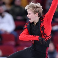 男子SPで演技する米国のイリア・マリニン＝カナダ・モントリオールで2024年3月21日、猪飼健史撮影
