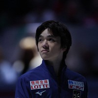男子SPの6分間練習前に紹介を受ける宇野昌磨＝カナダ・モントリオールで2024年3月21日、猪飼健史撮影