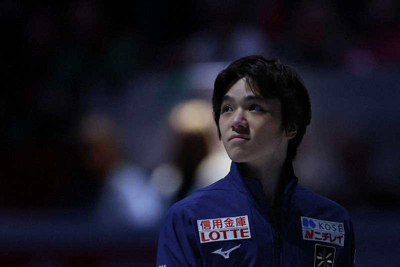 男子SPの6分間練習前に紹介を受ける宇野昌磨＝カナダ・モントリオールで2024年3月21日、猪飼健史撮影