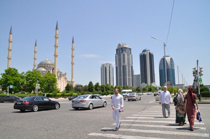 チェチェン紛争を背景にロシアで相次いだテロ 新たな脅威も 毎日新聞