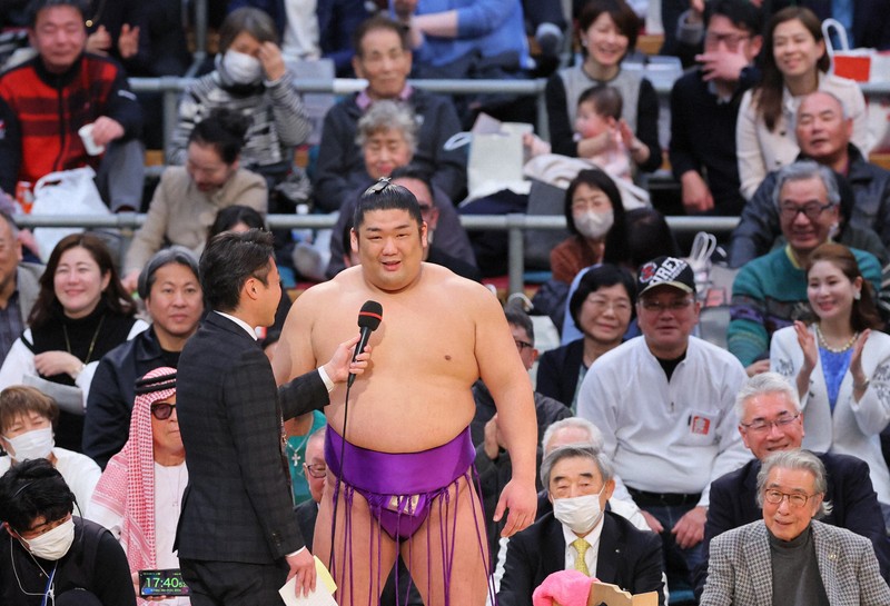 大相撲春場所千秋楽 尊富士110年ぶり新入幕優勝 [写真特集1/46] | 毎日新聞