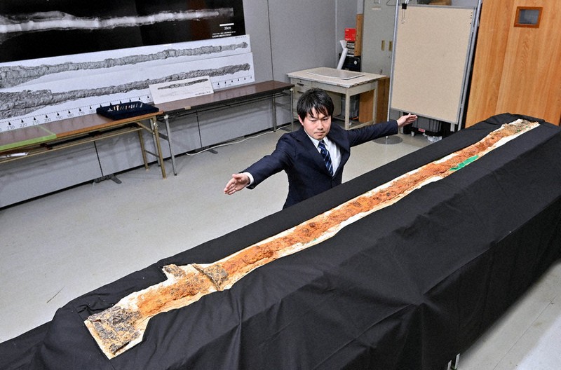 奈良・富雄丸山古墳の「蛇行剣」 刀と剣の特徴、併存 橿考研など分析