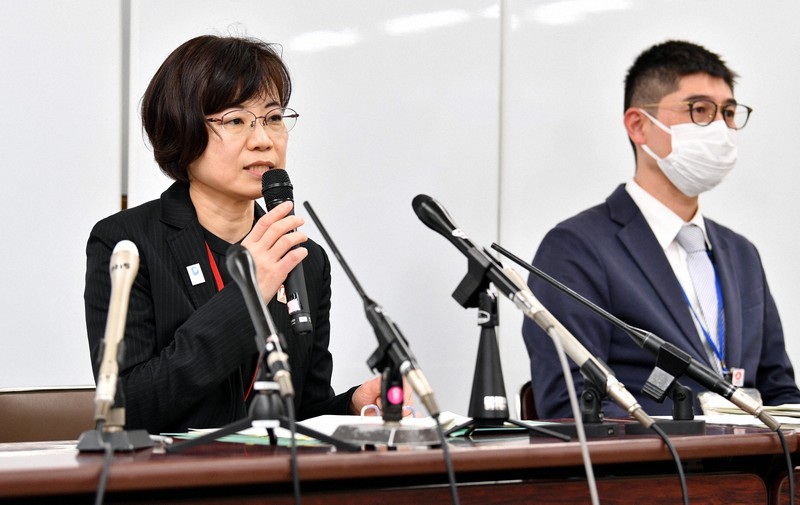 ★設定資料集　ほかほか家族　小林勝利/金子勲先生/エイケン/JA全農/総理府 小林製薬の紅麴を含むサプリメントなど回収命令 大阪市 [写真