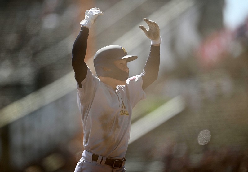 青森山田の背番号「20」が起死回生の3点三塁打 センバツ | 毎日新聞