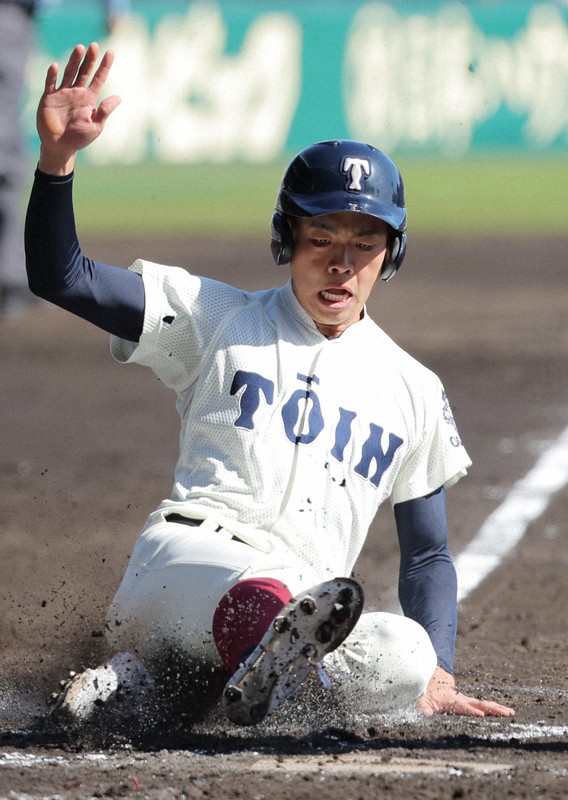 桐蔭学園ヘッドギア 大阪桐蔭－神村学園（2回戦）センバツ高校野球2024 [写真特集1