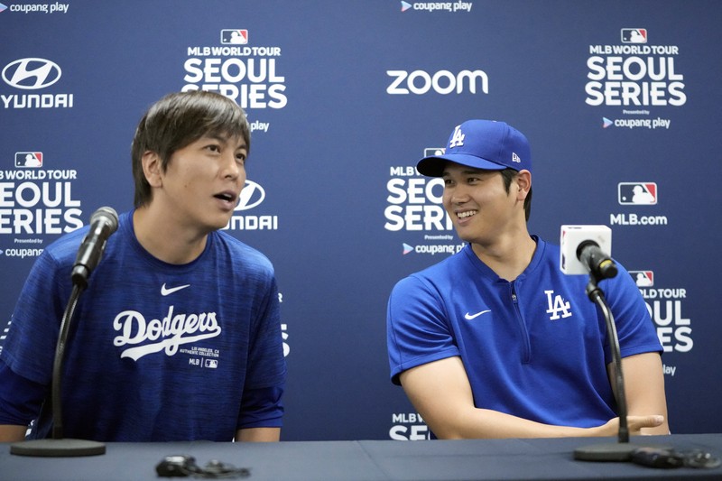 記者の数m先で語った大谷選手 帰国の飛行機に盟友の姿はなかった