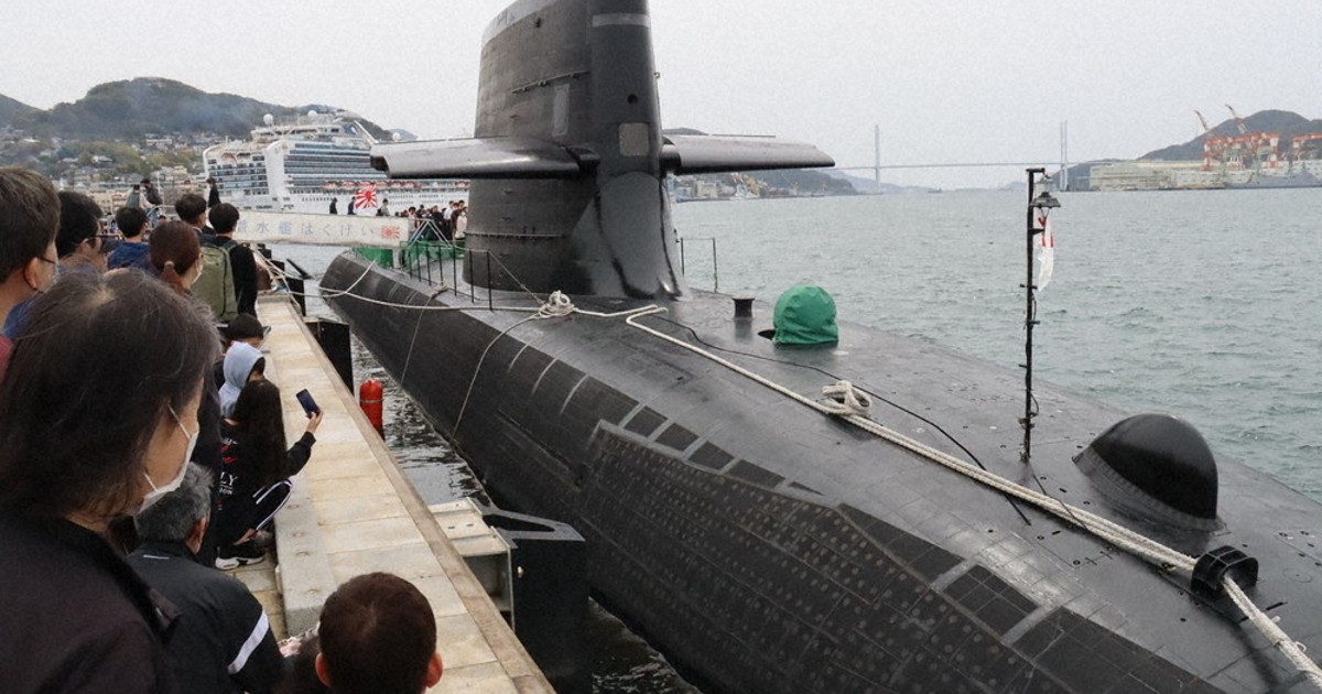 全長84メートル 潜水艦「はくげい」初寄港 長崎港で広報活動、一般公開