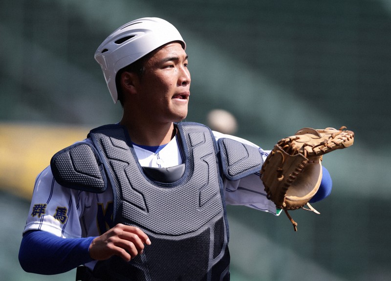 優勝の健大高崎から箱山遥人ら3人 記者が選ぶセンバツベストナイン