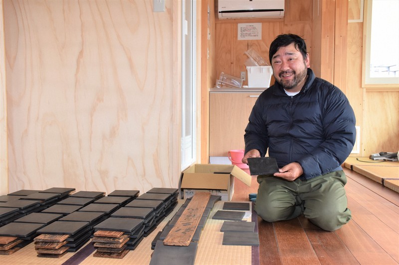 輪島塗の仮設工房オープン 職人ら「地震前に負けない作品を」 | 毎日新聞