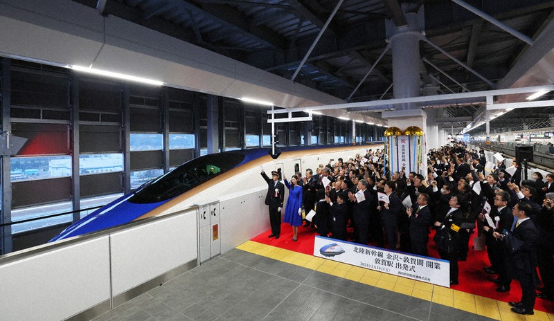 ニュース知りたいんジャー：北陸新幹線 福井まで開業 | 毎日新聞