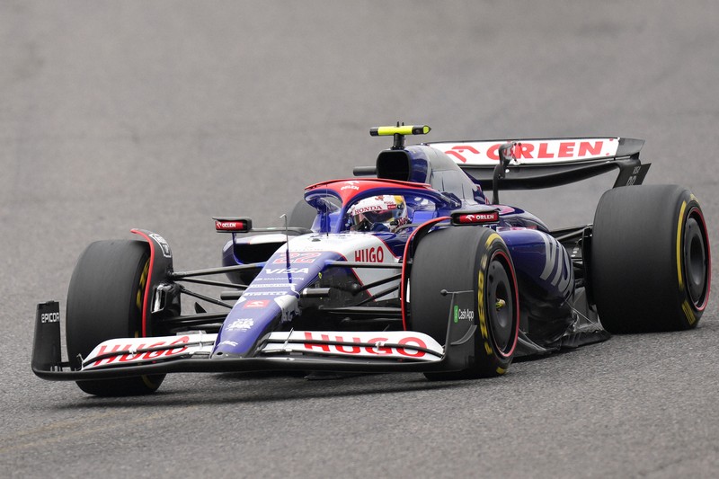 Japanese drivers try to break through in Formula 1 but face linguistic