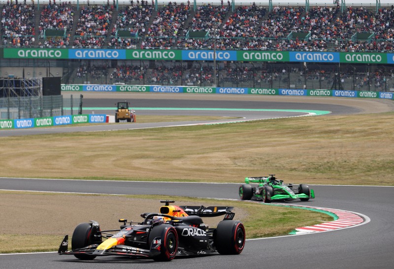 F1日本グランプリ2日目 フリー走行 [写真特集1/10] | 毎日新聞