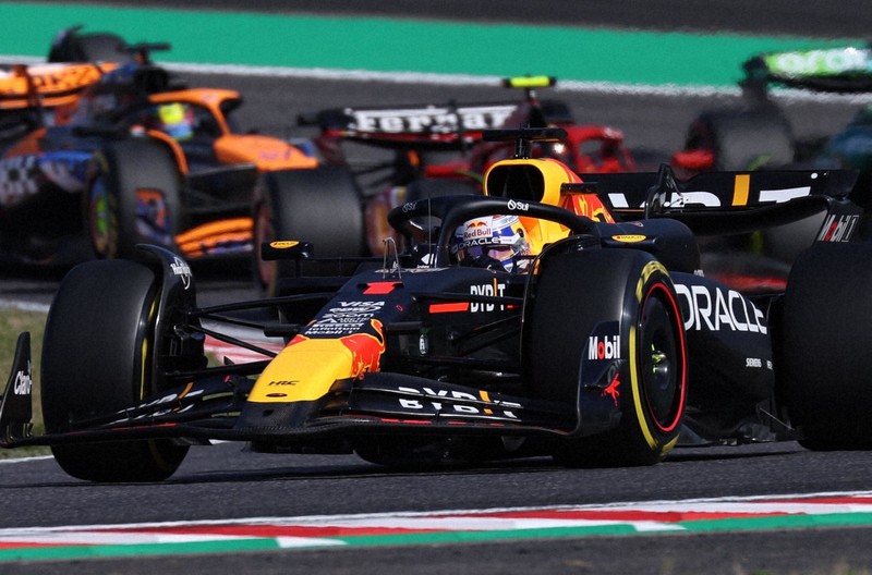 F1日本グランプリ決勝 [写真特集3/13] | 毎日新聞