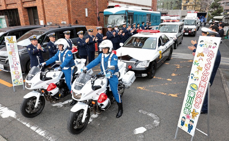 事故ゼロへ、ルール守ろう 交通安全運動、50人が出発式 深川署 ／東京