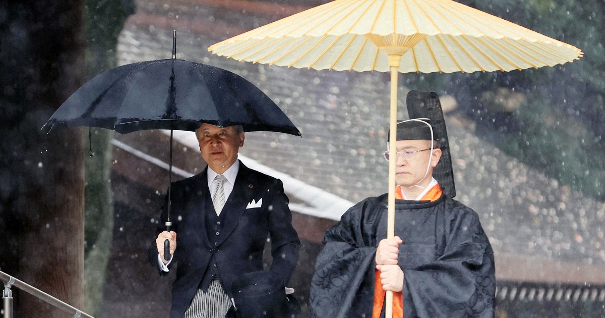 天皇、皇后両陛下が明治神宮参拝 昭憲皇太后没後110年で | 毎日新聞