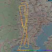 ウェブサイトに示されたオスプレイによる2022年9月7日の飛行ルート。横田空域内にある東京、神奈川、埼玉の市街地上空を周回している＝ADSBexchange.comより