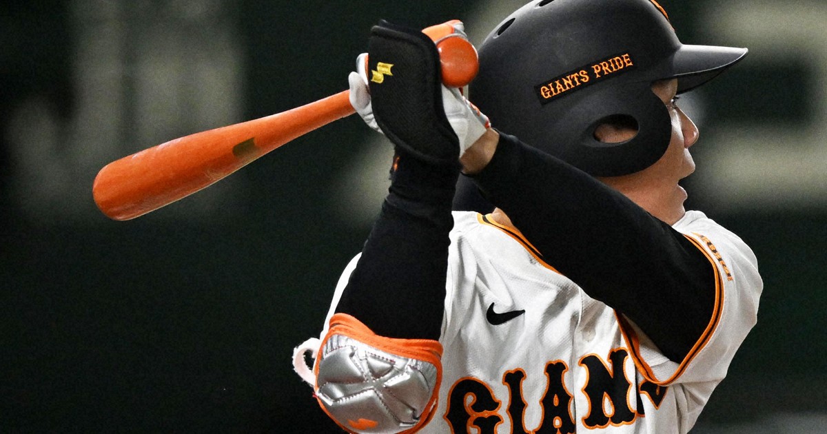 focus プロ野球：黄金ルーキーは巨人にも 佐々木俊輔「がに股打法」の