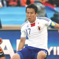 サッカー元日本代表の長谷部誠が今季限りで引退 歴代最多で主将