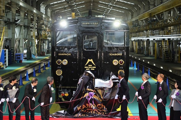 In Photos: Gorgeous sightseeing train dubbed 'moving suites