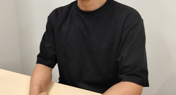 一名前警督向《每日新聞》講述了日本警方的種族歧視問題。 （每日新聞/羅伯特·酒井-歐文）