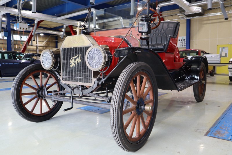 T型フォード」学生チームが修復 運転体験、徳島・板野の返礼品に