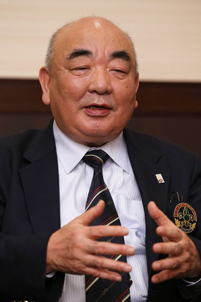 情熱」と「優しさ」を兼ね備えた教育者 奥島孝康さん死去 | 毎日新聞