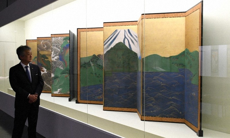 琳派の中に「アトム」 斬新アートを楽しんで 札幌 ／北海道 | 毎日新聞
