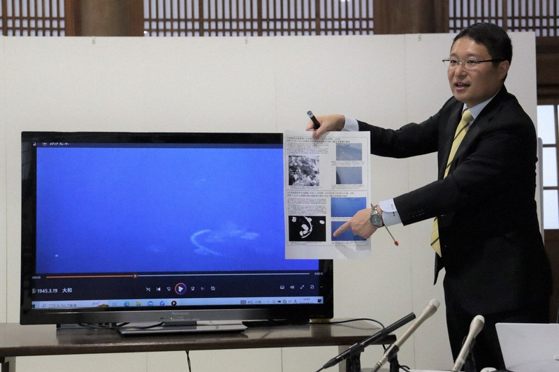 戦艦大和 特別版画 藤瀬 韶國 Amazon.co.jp: 新戦艦大和復刻プロジェクト 図録 : 新戦艦大和