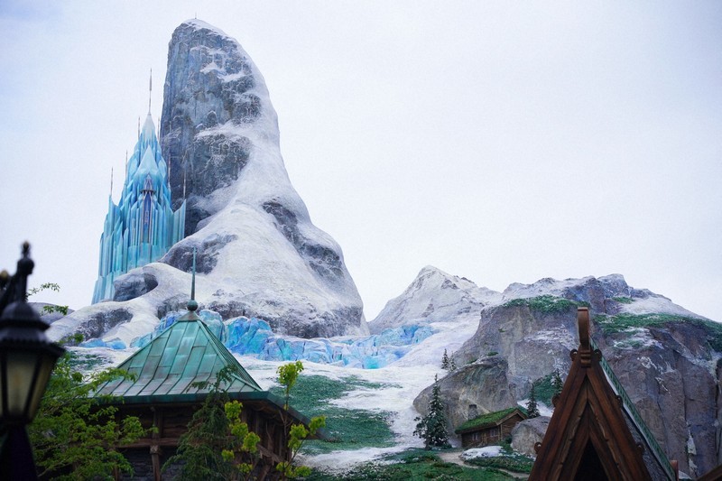 In Photos: Tokyo DisneySea's new Fantasy Springs area to open in June ...