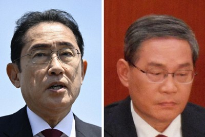 岸田文雄首相（左）と中国の李強首相