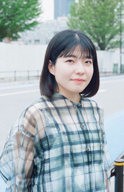 学校とわたし：「この瞬間」を言葉に残す 作家・宇佐見りんさん | 毎日新聞