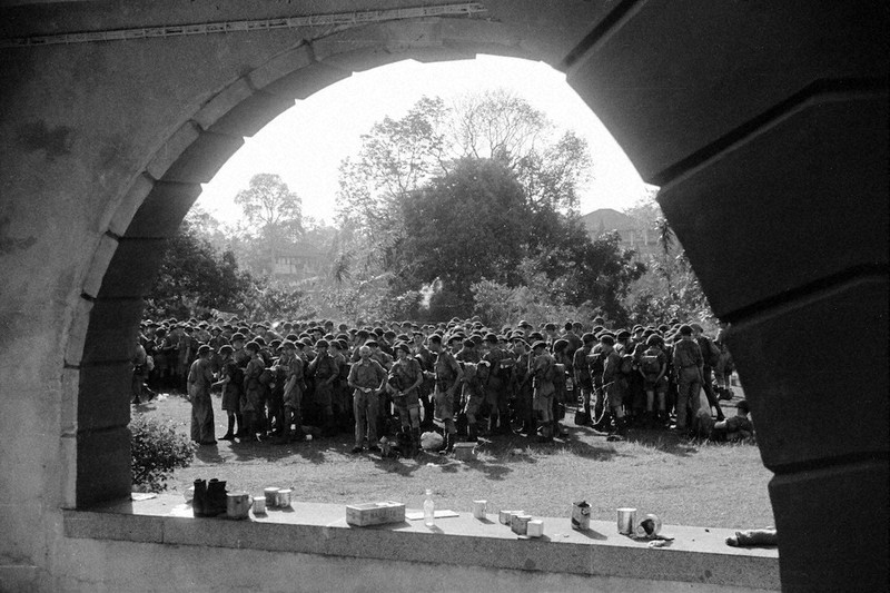 戦中写真を読む：／6 英連邦軍捕虜の命運 収容所に延べ8万人