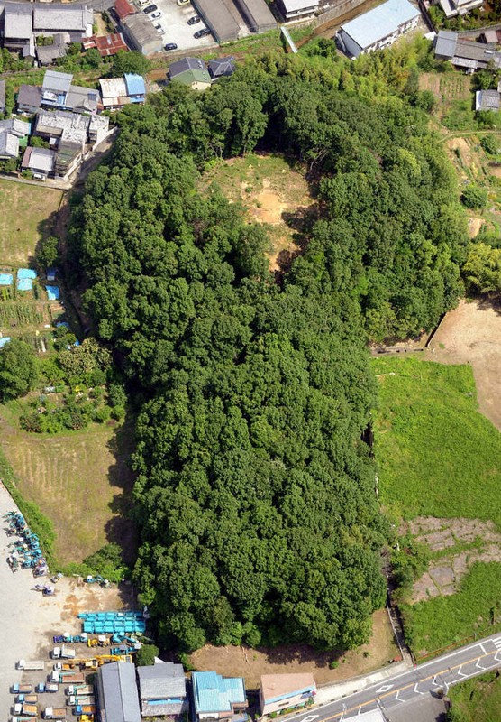 桜井茶臼山古墳の研究 再発掘調査と出土遺物再整理の報告書 桜井茶臼山古墳の研究−再発掘調査と出土遺物再整理再整理報告−」科研