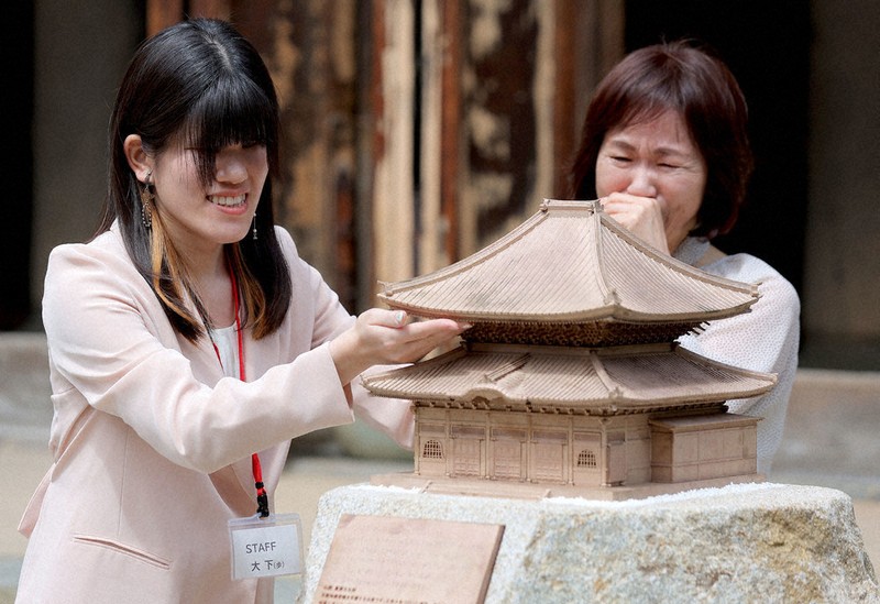 毎小ニュース：文化 触って、新たな発見 鎌倉・建長寺に触れる模型