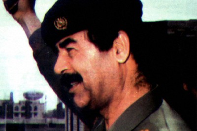 イラクのフセイン大統領＝1994年、ロイター