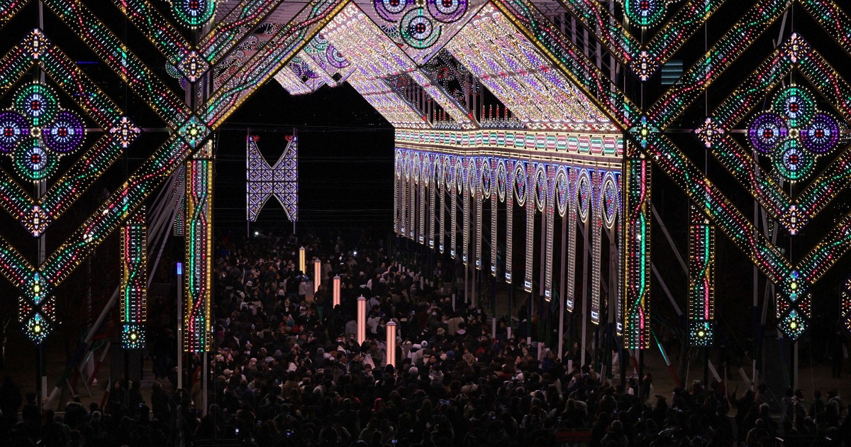 神戸ルミナリエ、12月→1月に変更したら「好評」 結果報告 | 毎日新聞