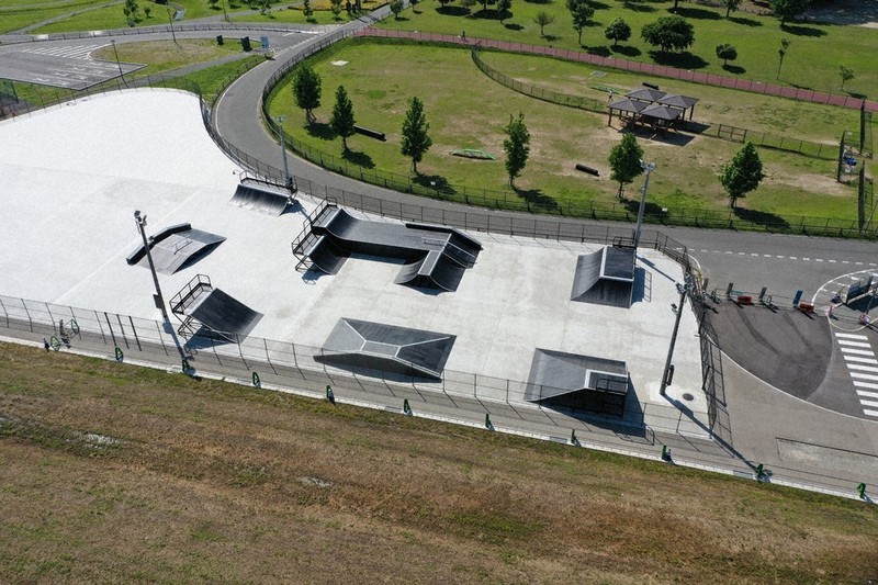 筑後広域公園でBMX 九州初の公設専用施設、きょうオープン ／福岡