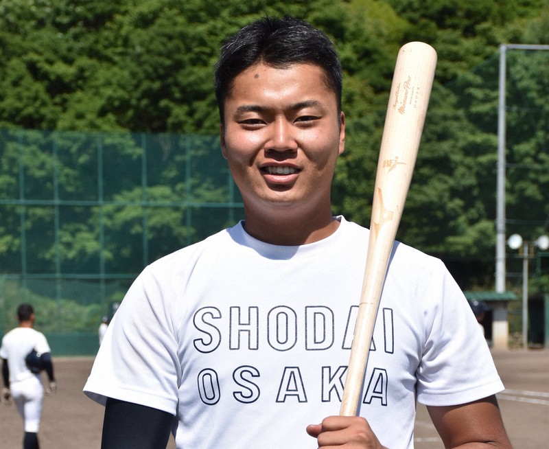 甲子園を沸かせた強打者の「脱力打法」 プロ指名漏れから再出発 | 毎日新聞