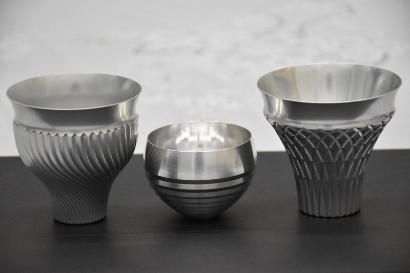 中南米古美術　発掘品　酒器？ JAPAN SNOW 日本酒呑み比べ酒器セット プラチナ 古伊万里草花紋 木箱入