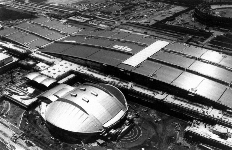 五重の塔と建築基準法―建築見たままペンのまま (1983年) (建設実務ライブラリー) 中古】五重の塔と建築基準法―建築見たままペンのまま (1983年