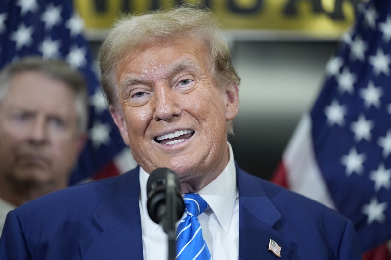 トランプ氏が78歳に 81歳バイデン氏との「老老対決」勝利に自信 | 毎日新聞