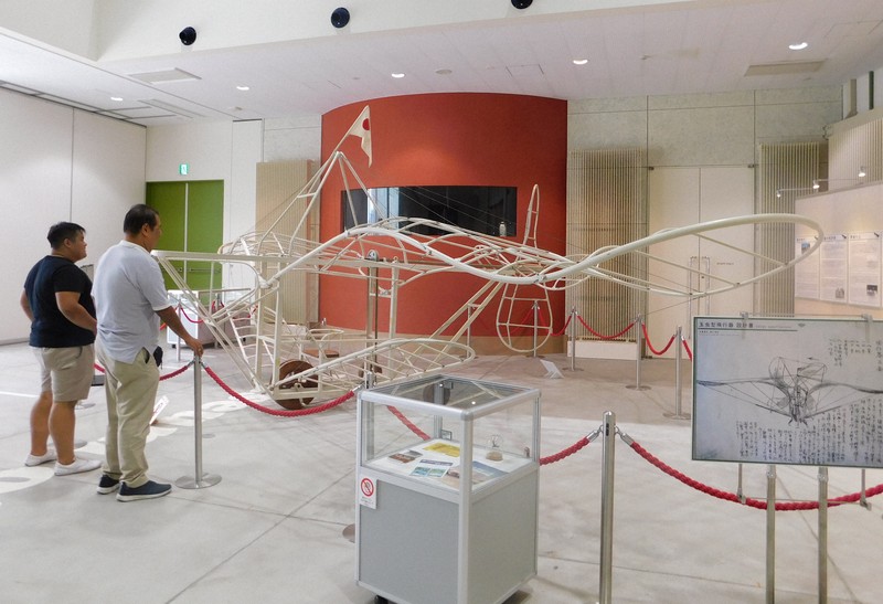 ライト兄弟の12年前に動力飛行成功 「航空機の父」二宮忠八展 | 毎日新聞