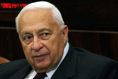 イスラエルのシャロン元首相＝2004年、ロイター